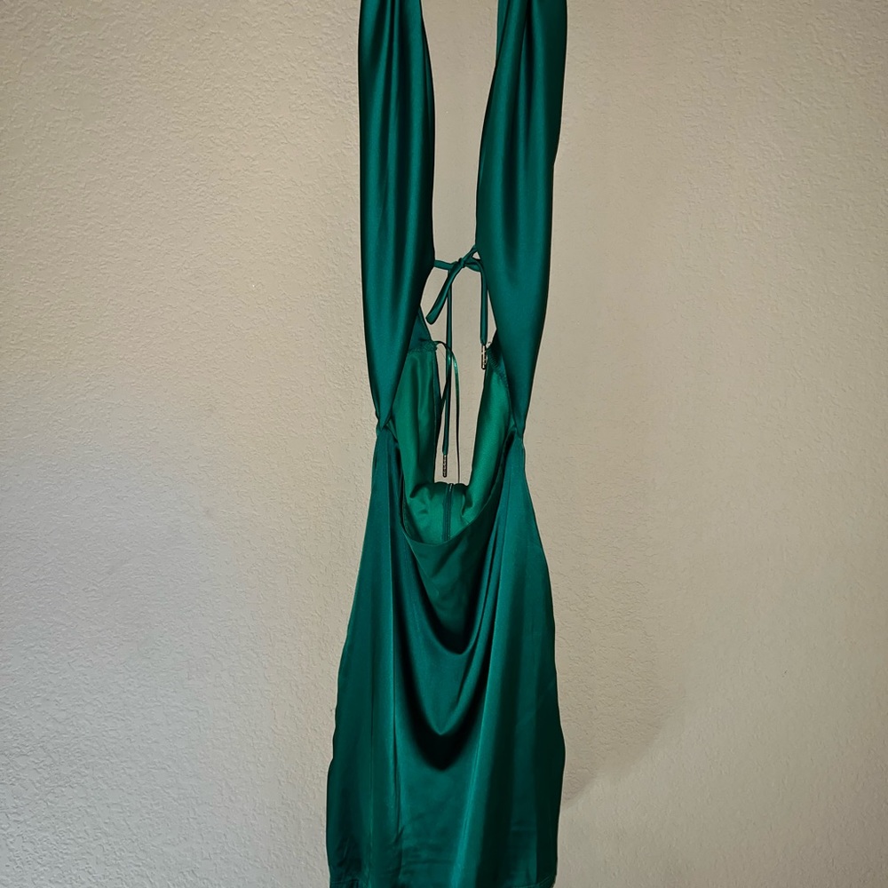 Green backless dress